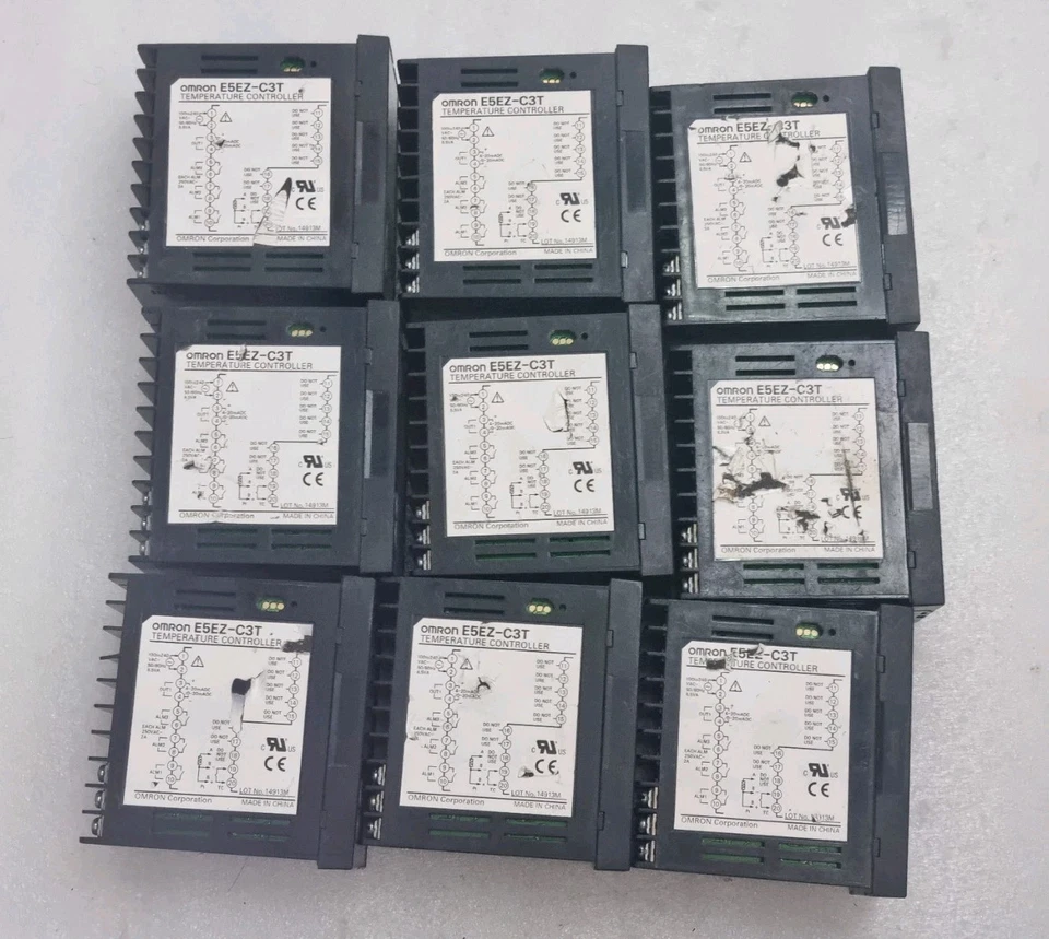 1 PCS Omron E5EZ-C3T Temperature Controller 100 to 240 Vac E5EZC3T(USED WORKING)